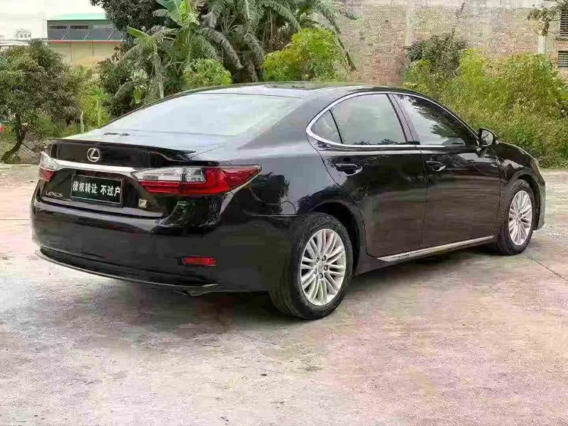 江门16年雷克萨斯ES6