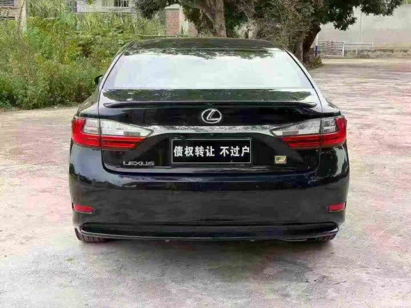 江门16年雷克萨斯ES8