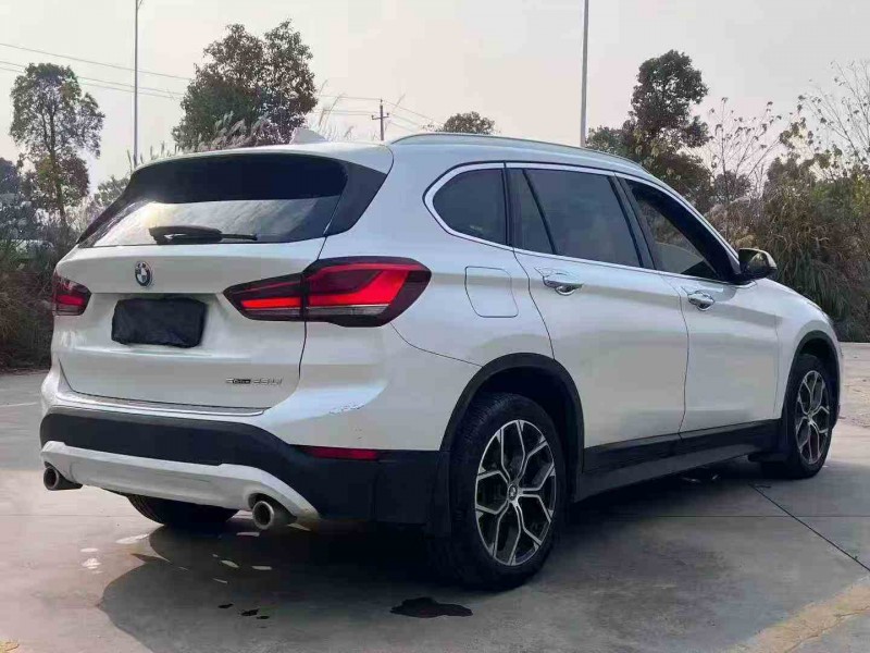 常德20年宝马X16