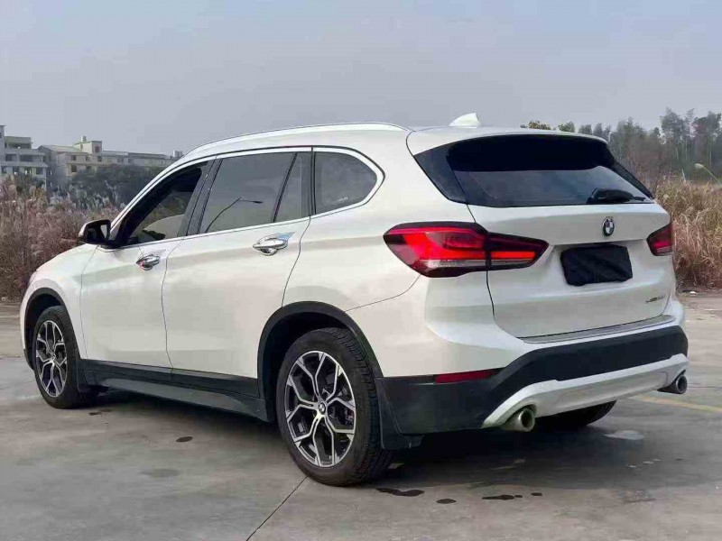 常德20年宝马X17