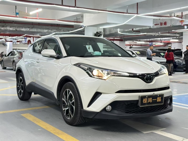 深圳21年丰田CHR2