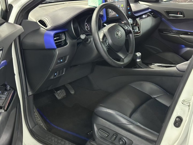 深圳21年丰田CHR4