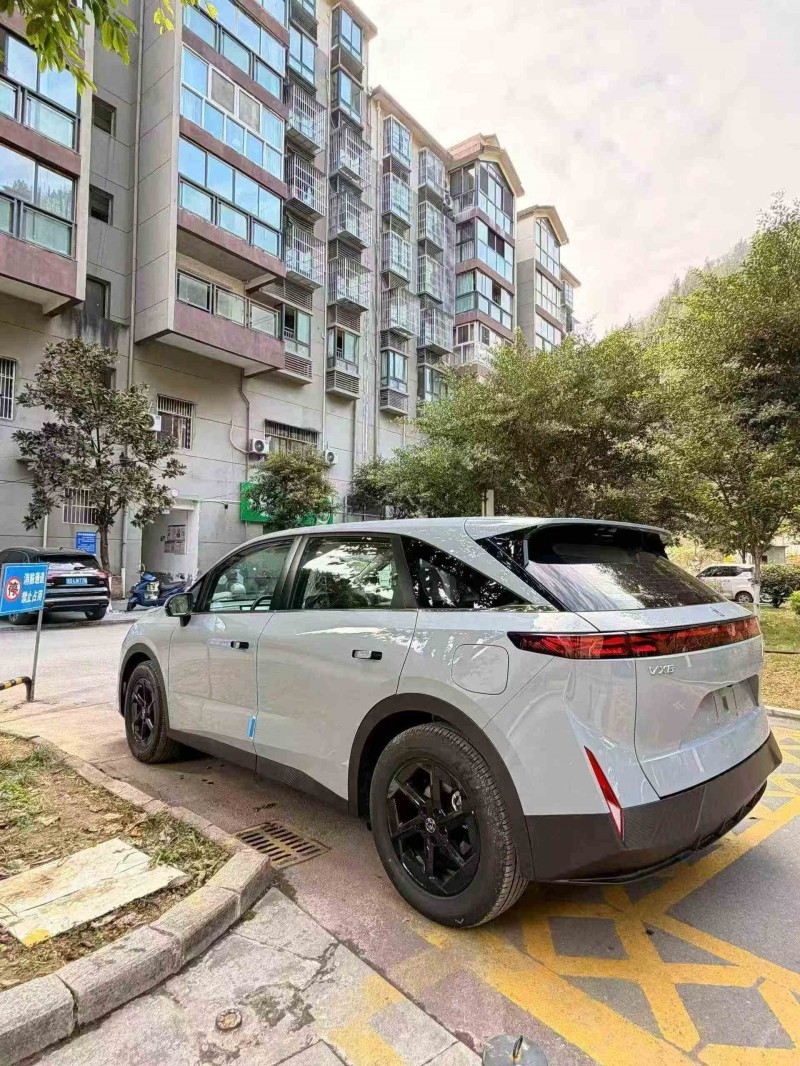 重庆25年启辰VX67