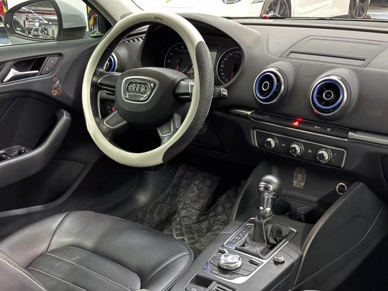 深圳16年奥迪A35