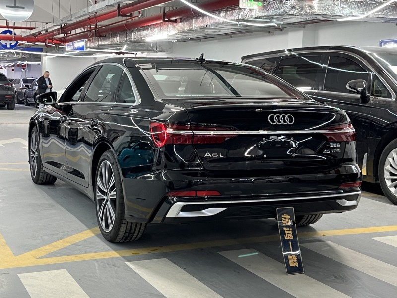 深圳25年奥迪A6L8