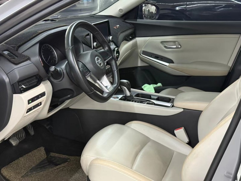 深圳19年日产轩逸4