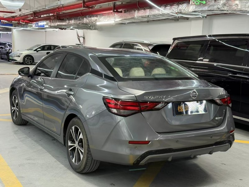 深圳19年日产轩逸7