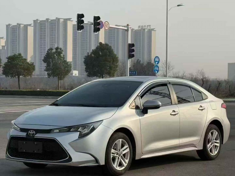 榆林22年丰田雷凌3