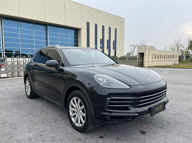 盐城18年保时捷卡宴2