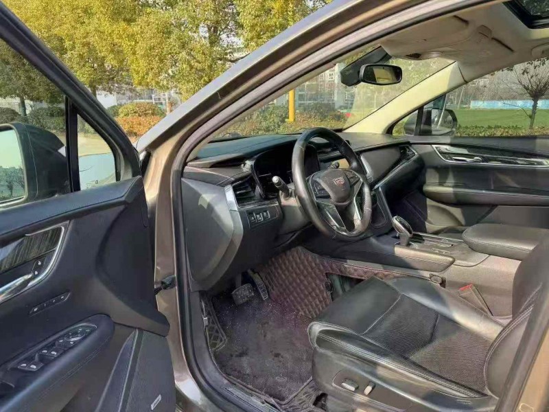 苏州16年凯迪拉克XT55