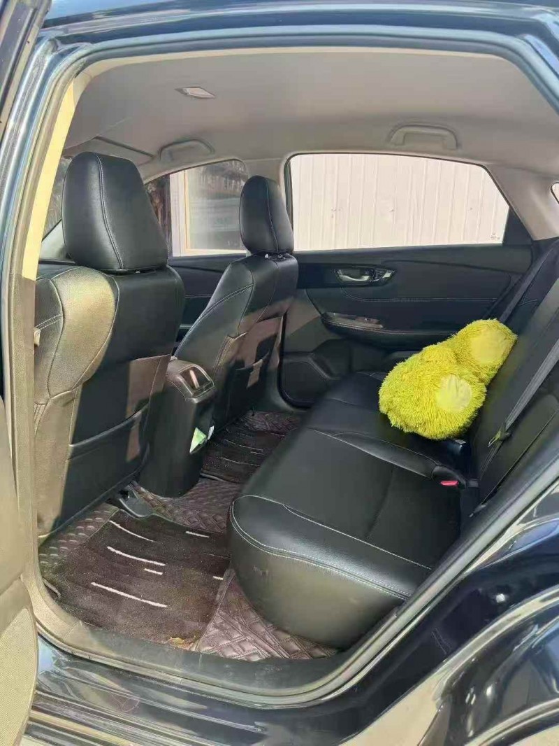 济宁21年本田享域3