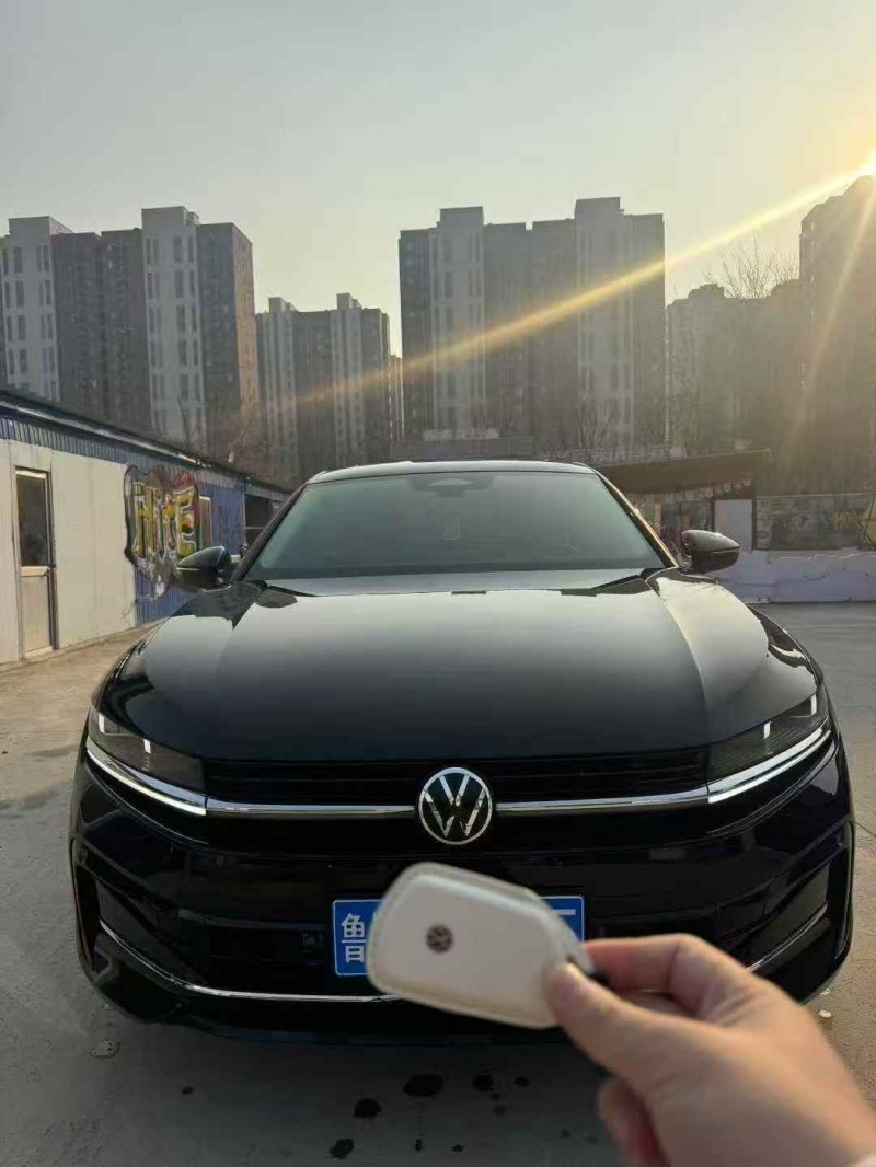 济宁25年大众迈腾1