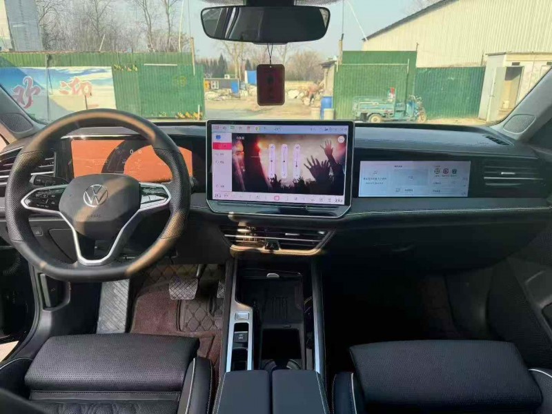 济宁25年大众迈腾3