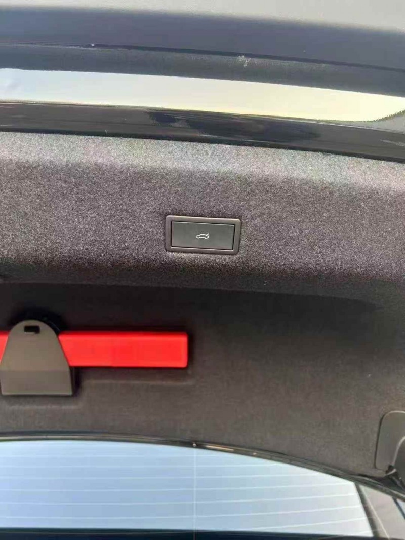 济宁25年大众迈腾6