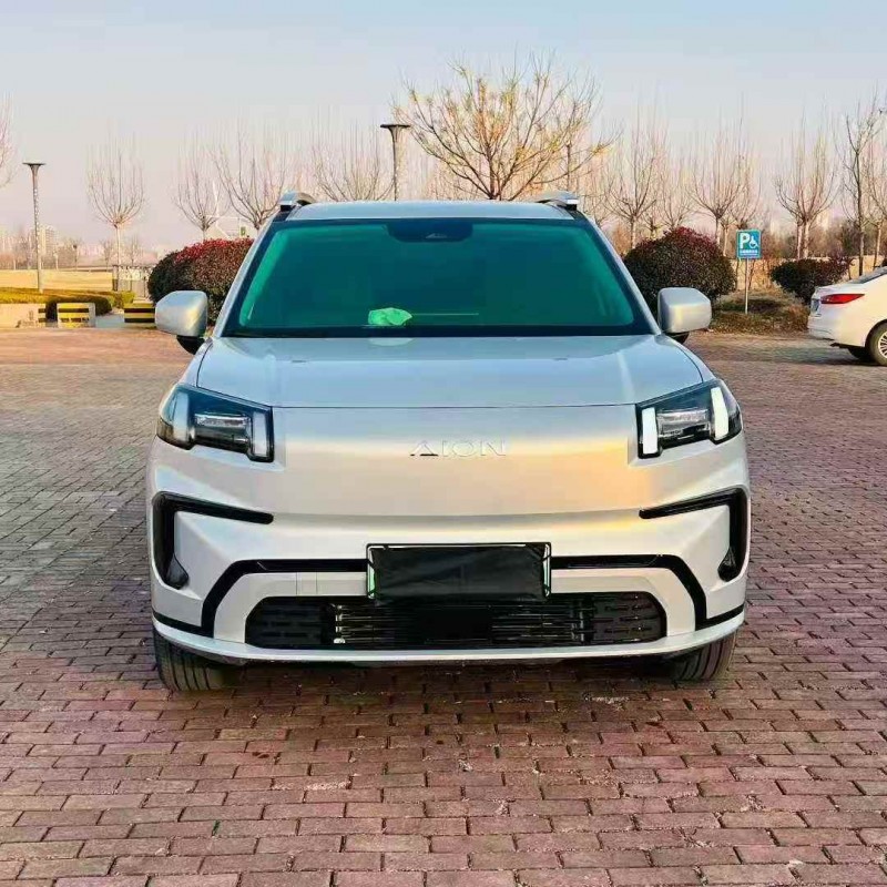 济宁25年传祺埃安V1