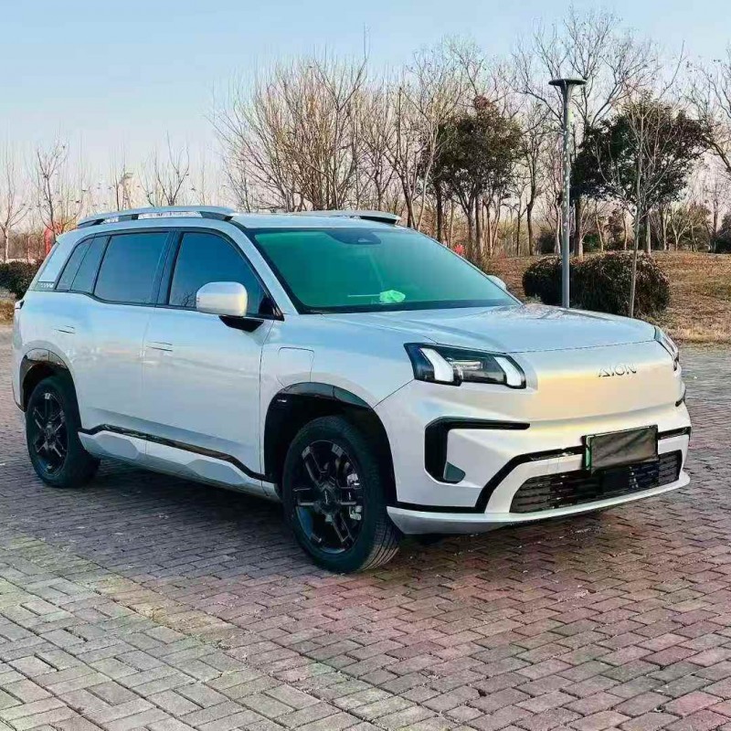 济宁25年传祺埃安V2