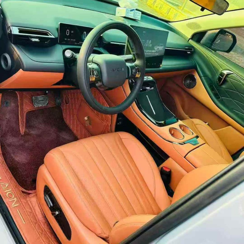 济宁25年传祺埃安V3