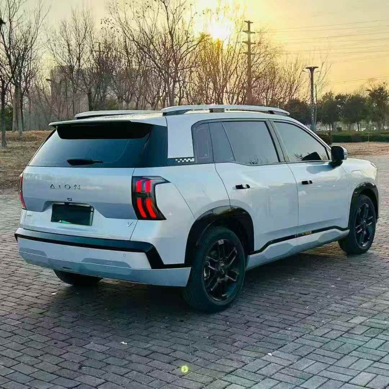 济宁25年传祺埃安V7