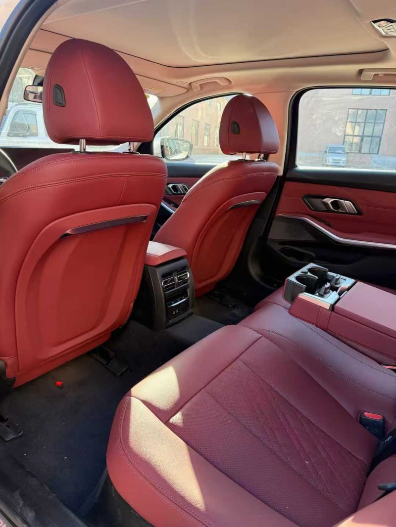 沈阳25年宝马i38