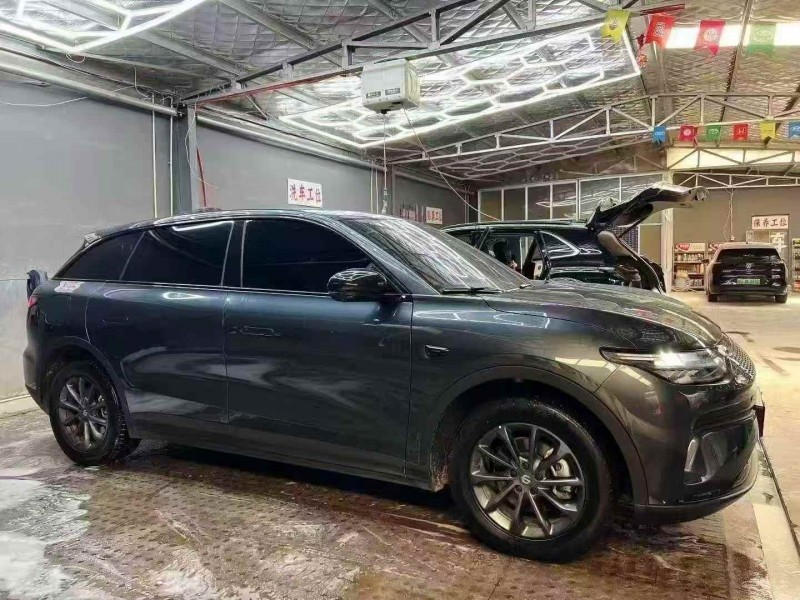 济宁24年零跑汽车C113