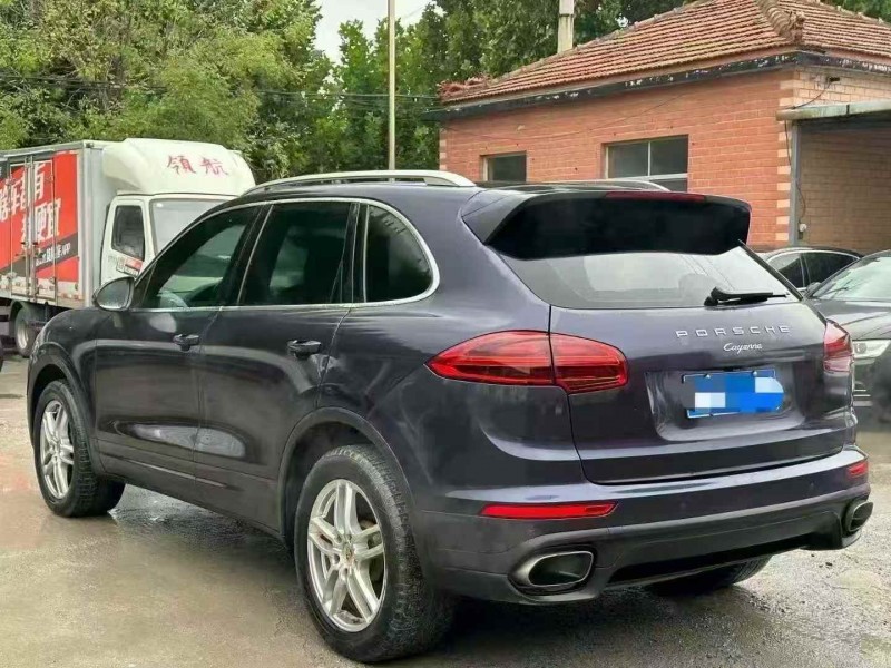 淄博18年保时捷卡宴8