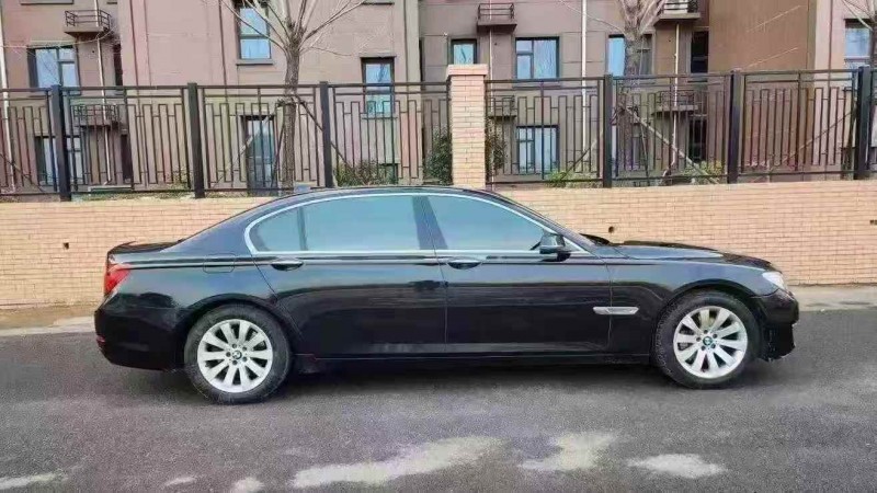 承德14年宝马7系3