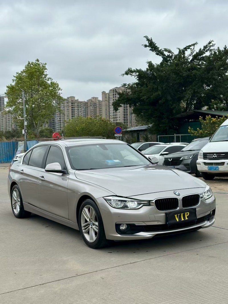 中山17年宝马3系2