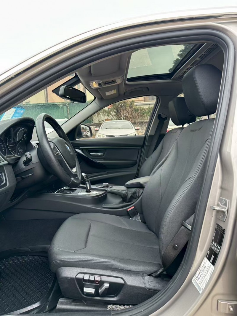 中山17年宝马3系4