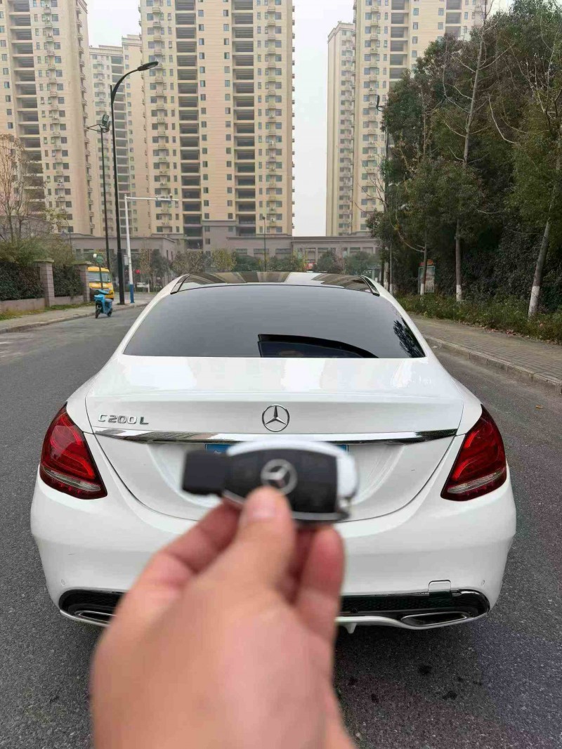 铜陵18年奔驰C9