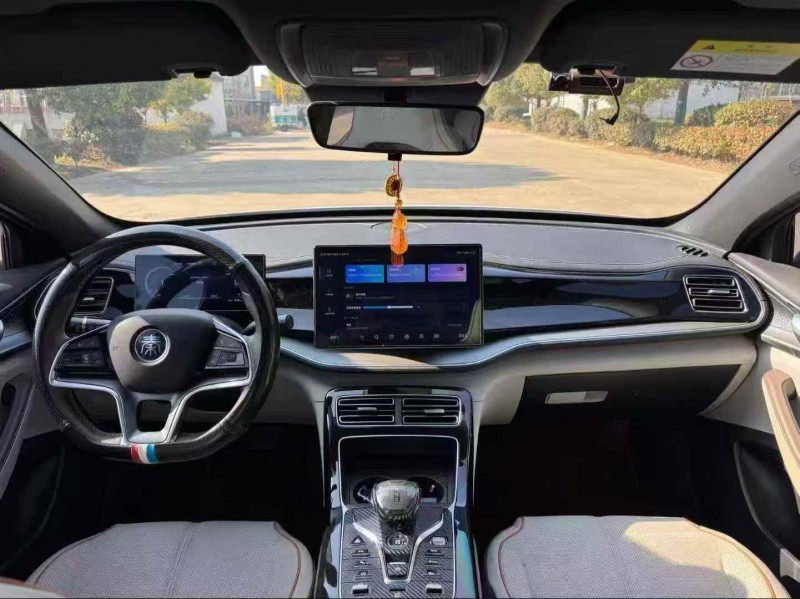 淮安23年比亚迪秦6