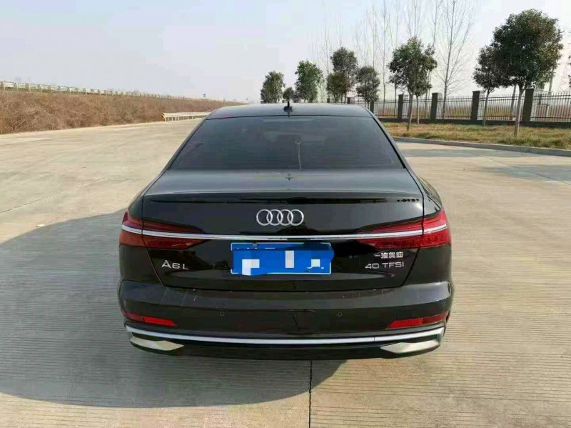 济宁24年奥迪A6L9