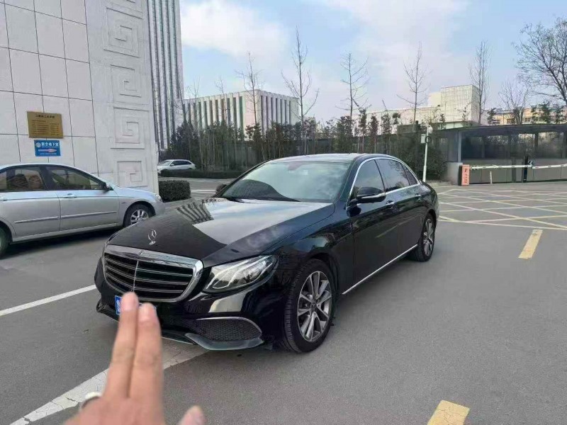 济宁18年奔驰E3