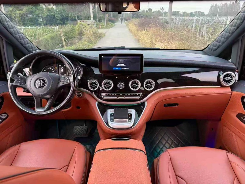 衢州23年奔驰威霆6