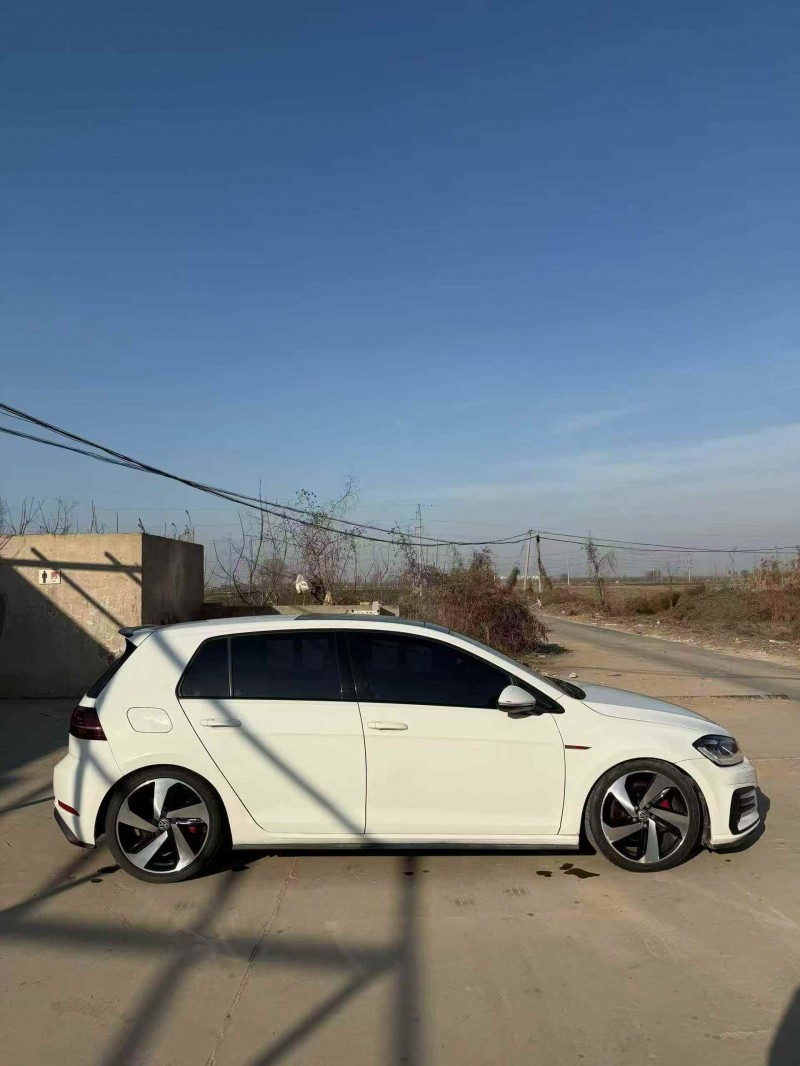 张家口18年大众高尔夫2