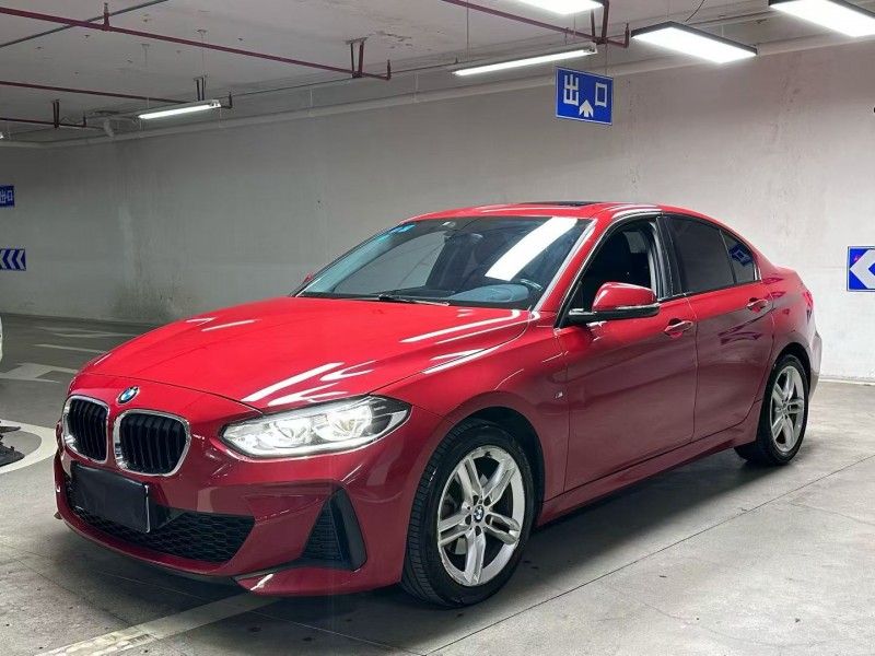 成都19年宝马1系6