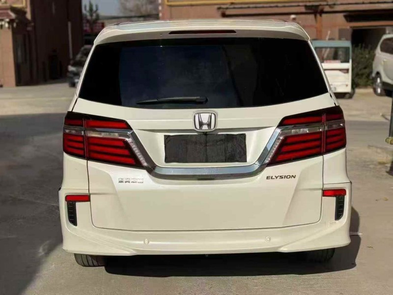 济宁18年本田艾力绅9