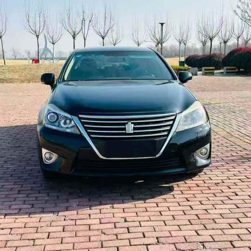 潍坊14年丰田皇冠1