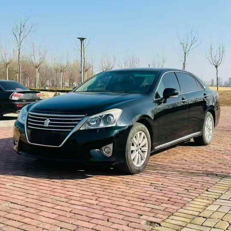 潍坊14年丰田皇冠2