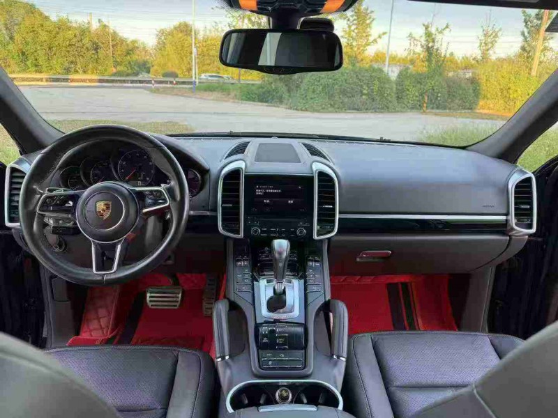 徐州17年保时捷卡宴5