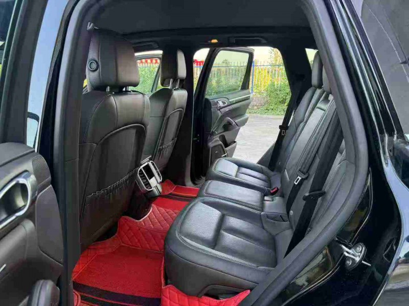 徐州17年保时捷卡宴7