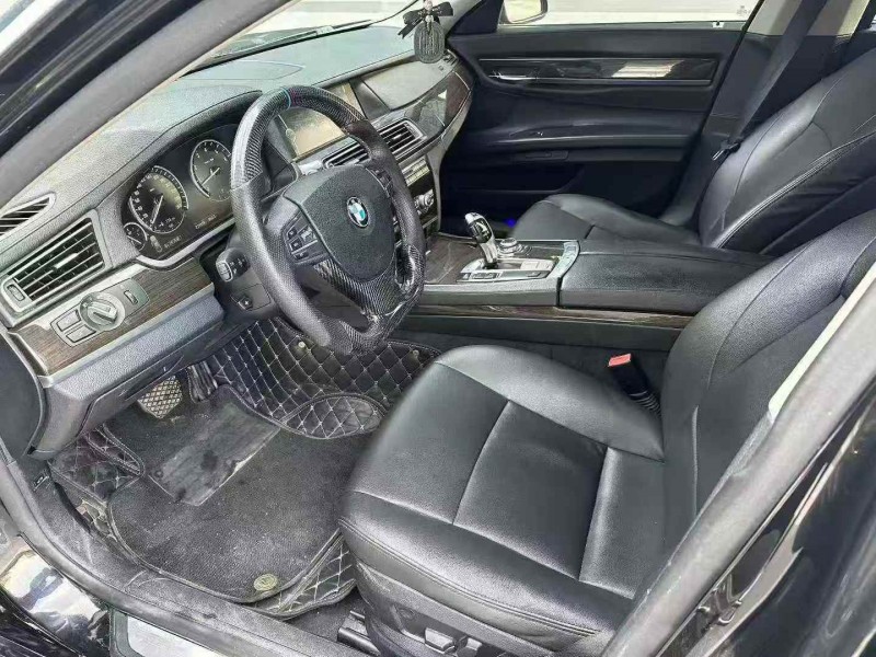 烟台11年宝马7系4