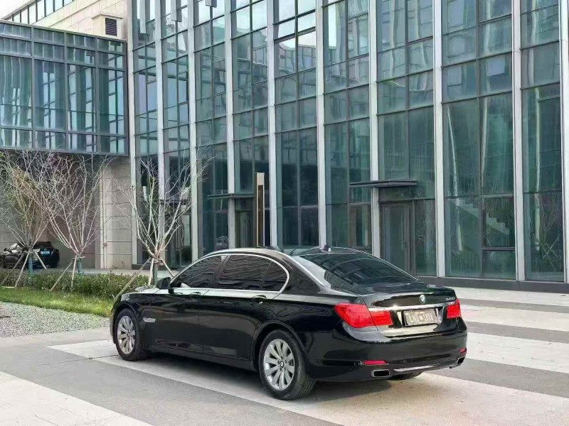 烟台11年宝马7系8