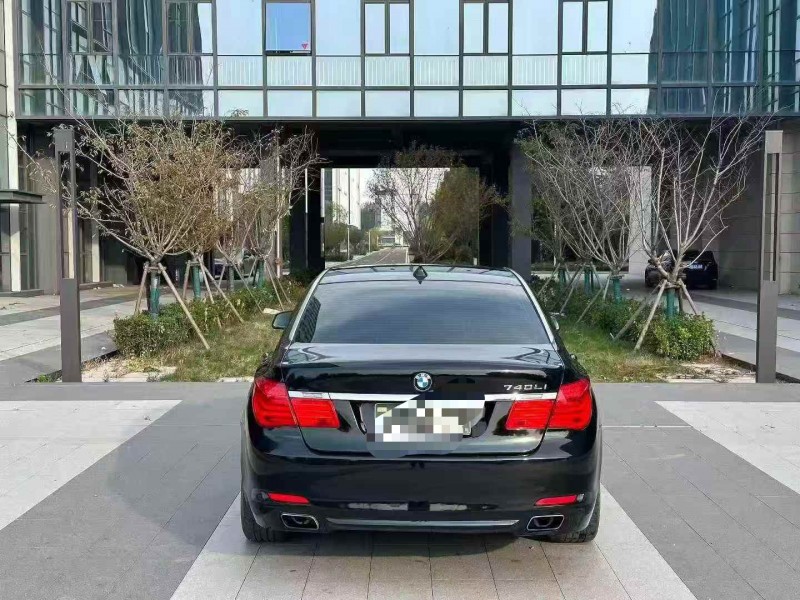 烟台11年宝马7系9