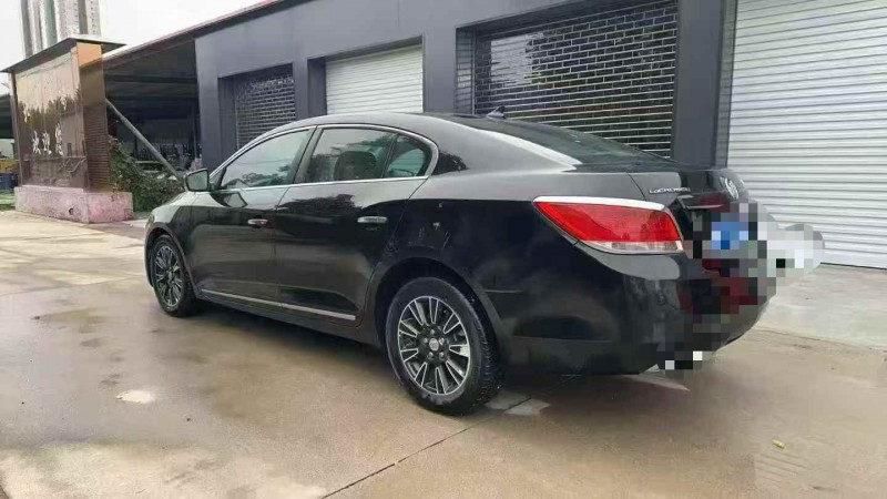 江门13年别克君越8