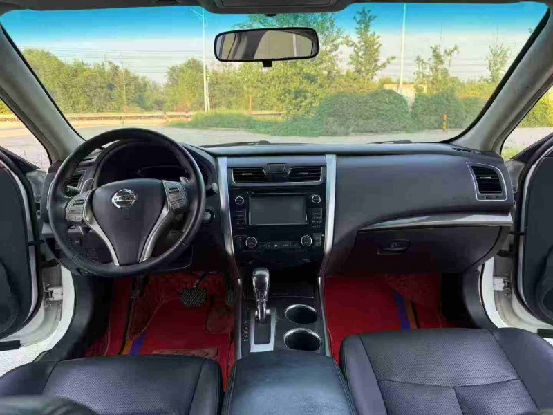 徐州13年日产天籁5