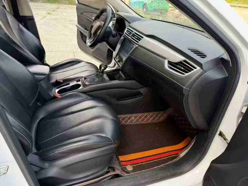 徐州21年荣威i56