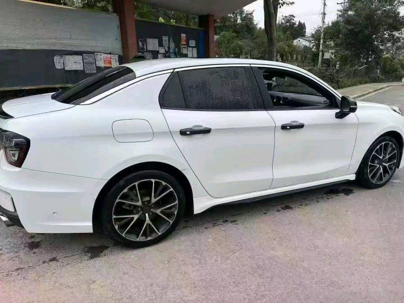 重庆20年领克036