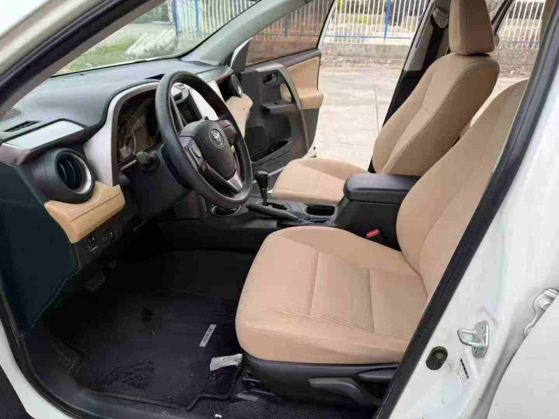 徐州19年丰田RAV4荣放4