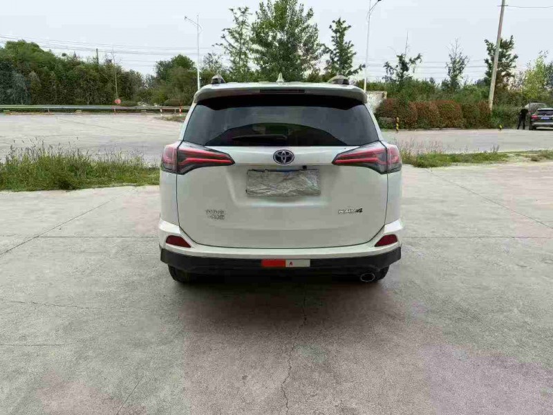 徐州19年丰田RAV4荣放9