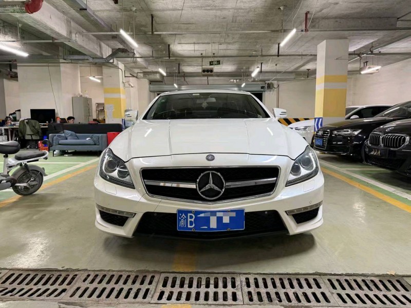 成都14年奔驰CLS1
